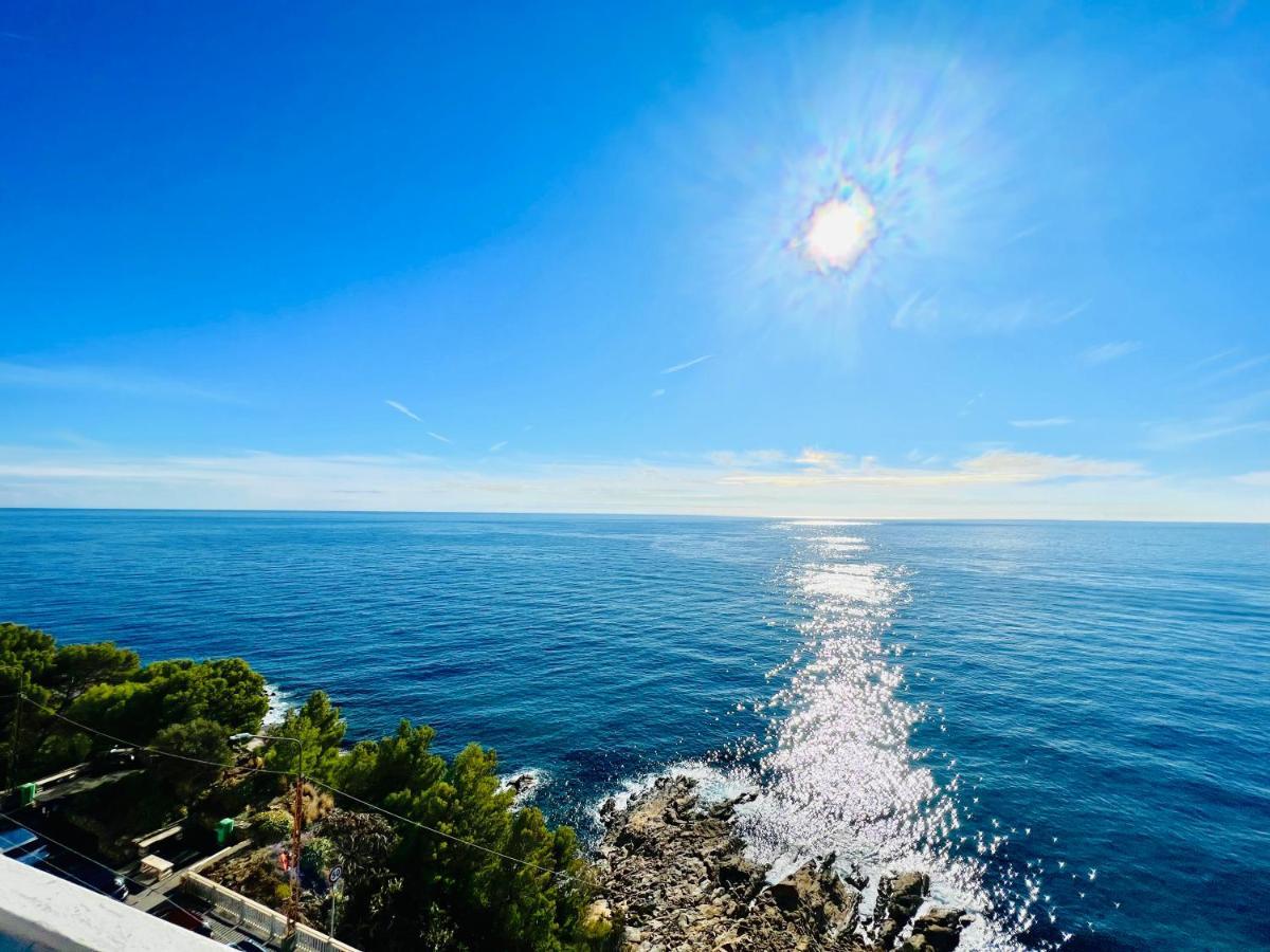 Suite Sunset 11 - Fronte Mare サンレモ エクステリア 写真